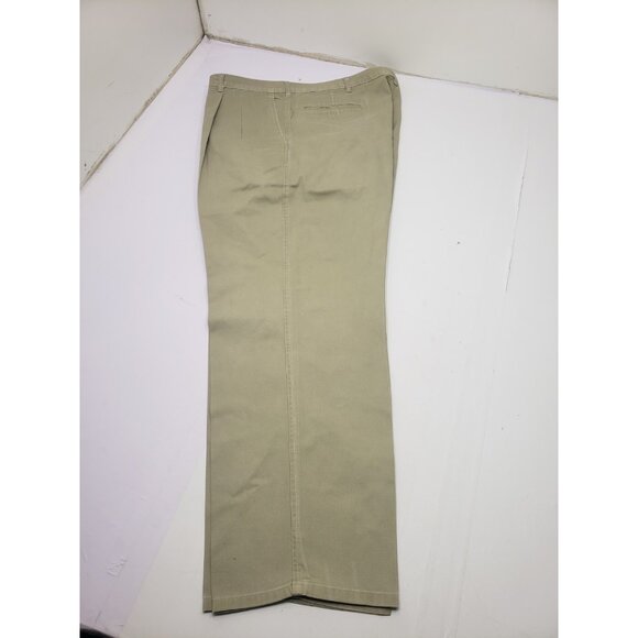 Lee Men’s Khaki Extreme Motion Flat Front Relaxed Taper Pants Size 40X30 - Picture 1 of 11
